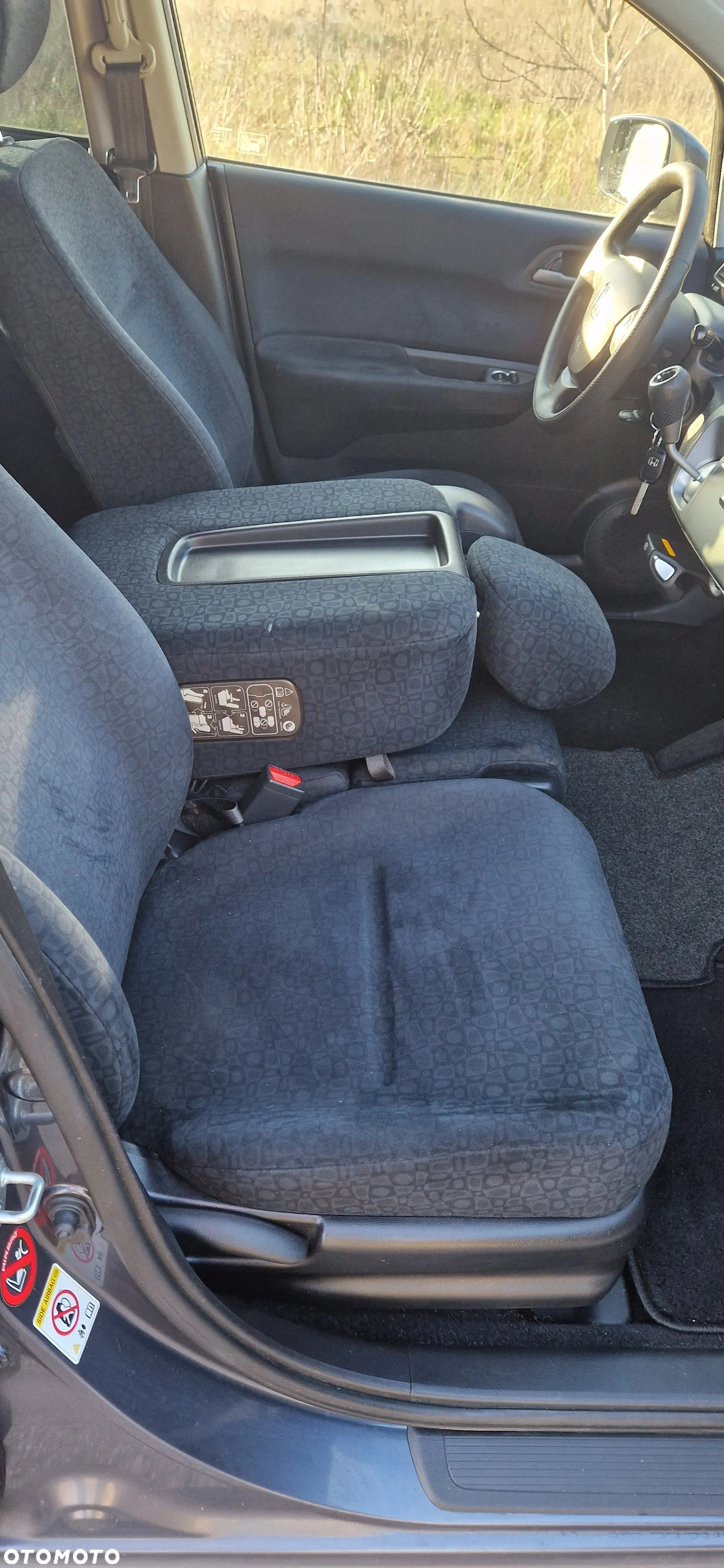 Honda FR-V - 22