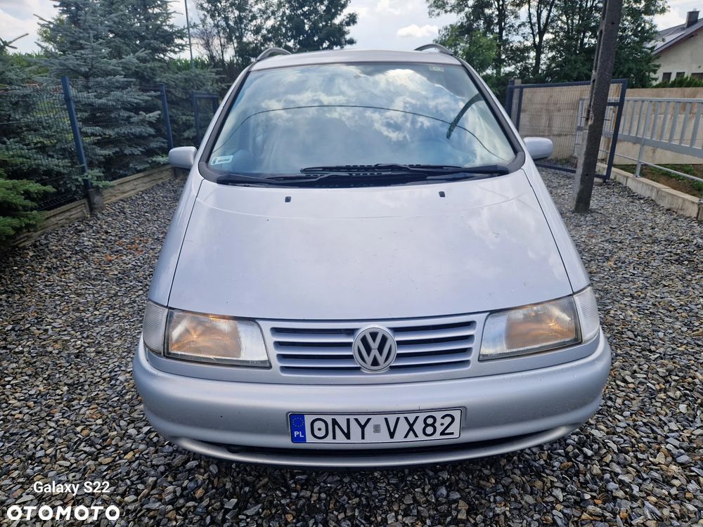 Volkswagen Sharan 1.9 TDI Comfortline - 3