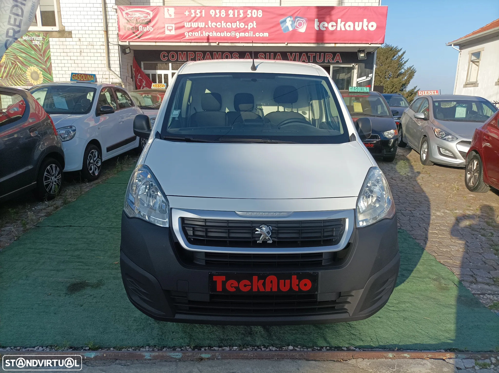 Peugeot Partner 1.6 BlueHDi L2  Office Cx Isotermica - 2