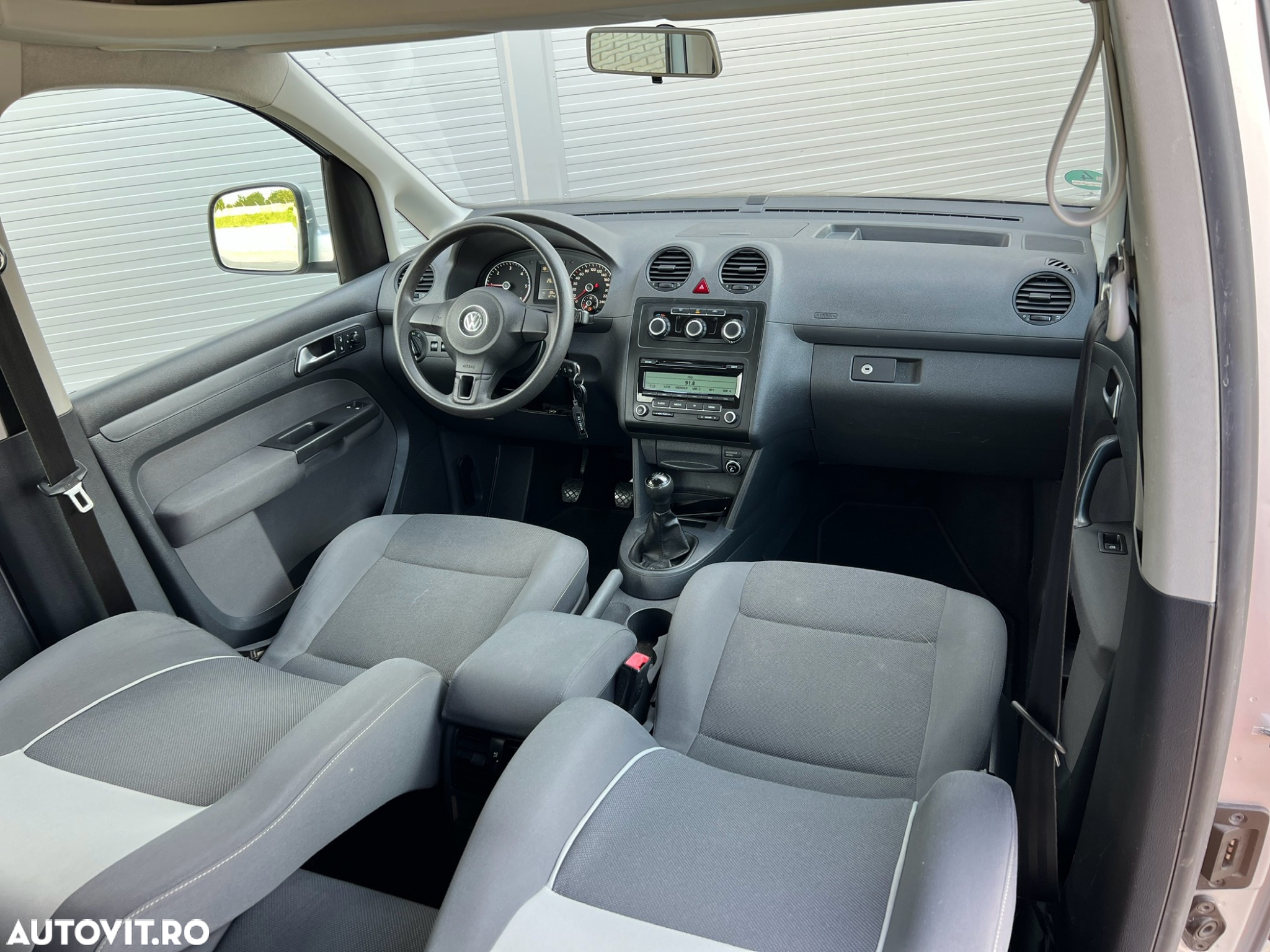 Volkswagen Caddy 1.6 TDI (7-Si.) Edition 30 - 9