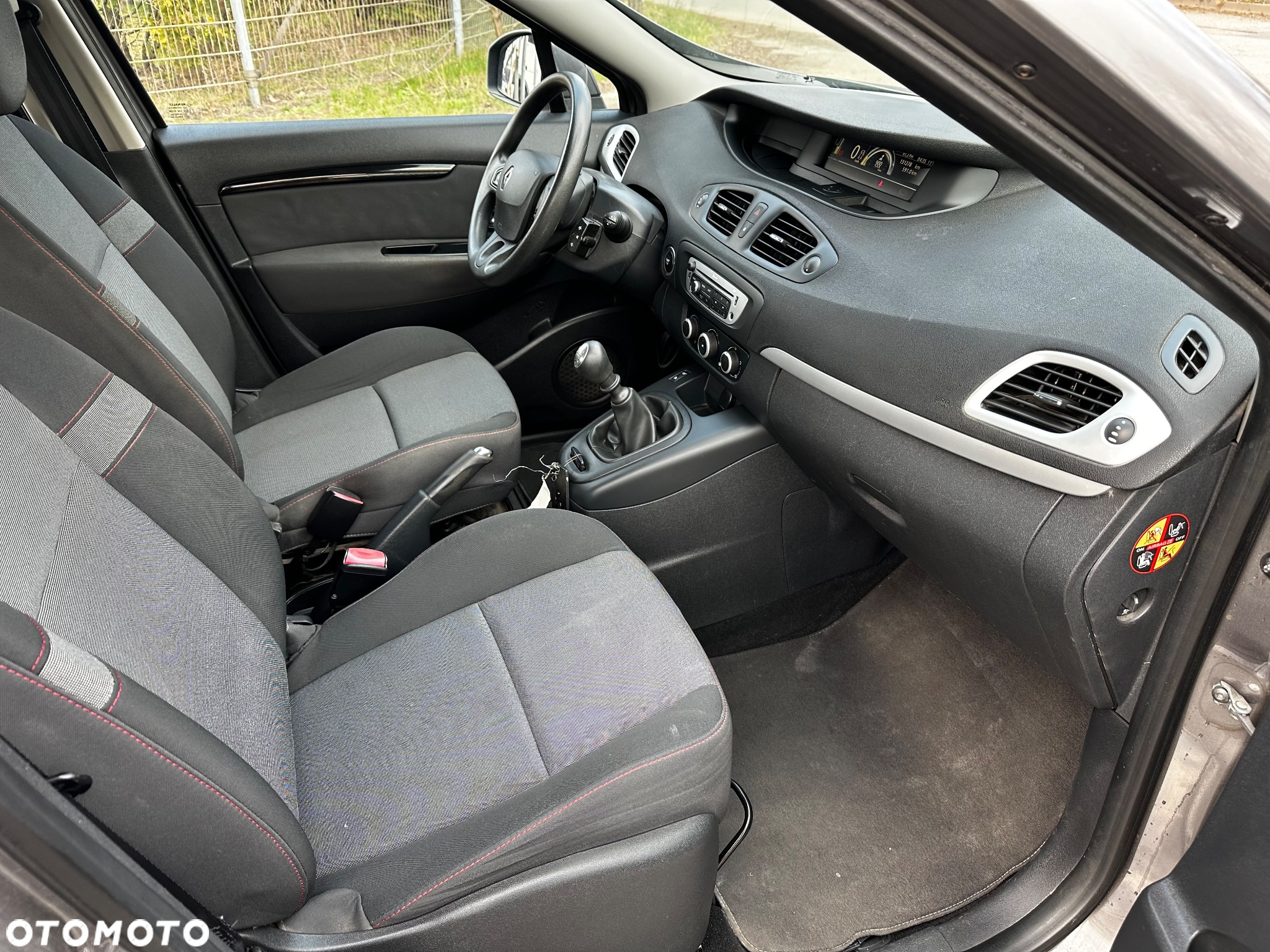Renault Scenic - 18