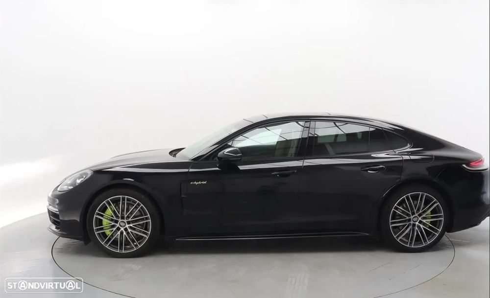 Porsche Panamera 4 E-Hybrid - 7