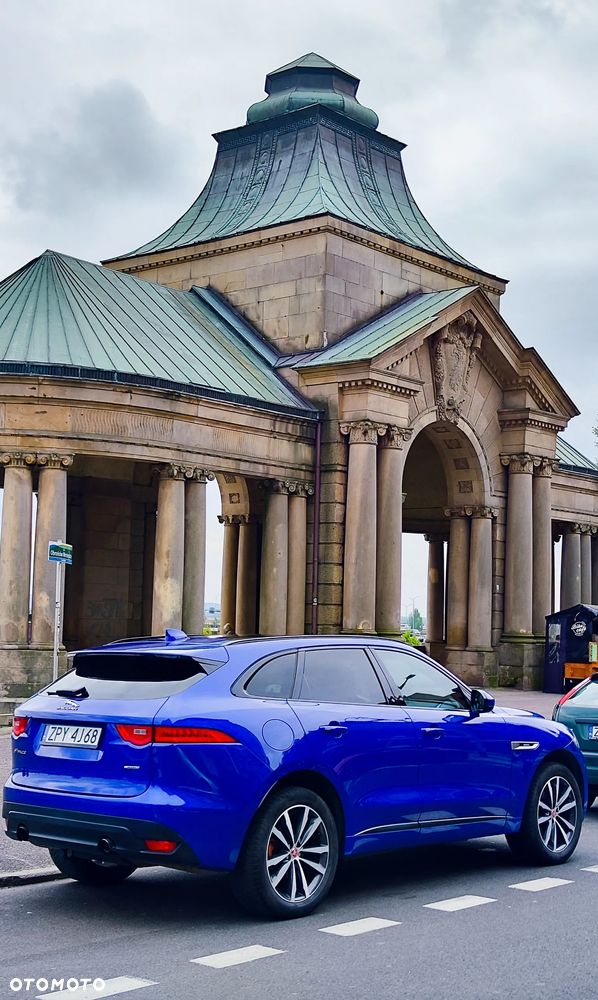 Jaguar F-Pace 2.0 i4D AWD R-Sport - 31