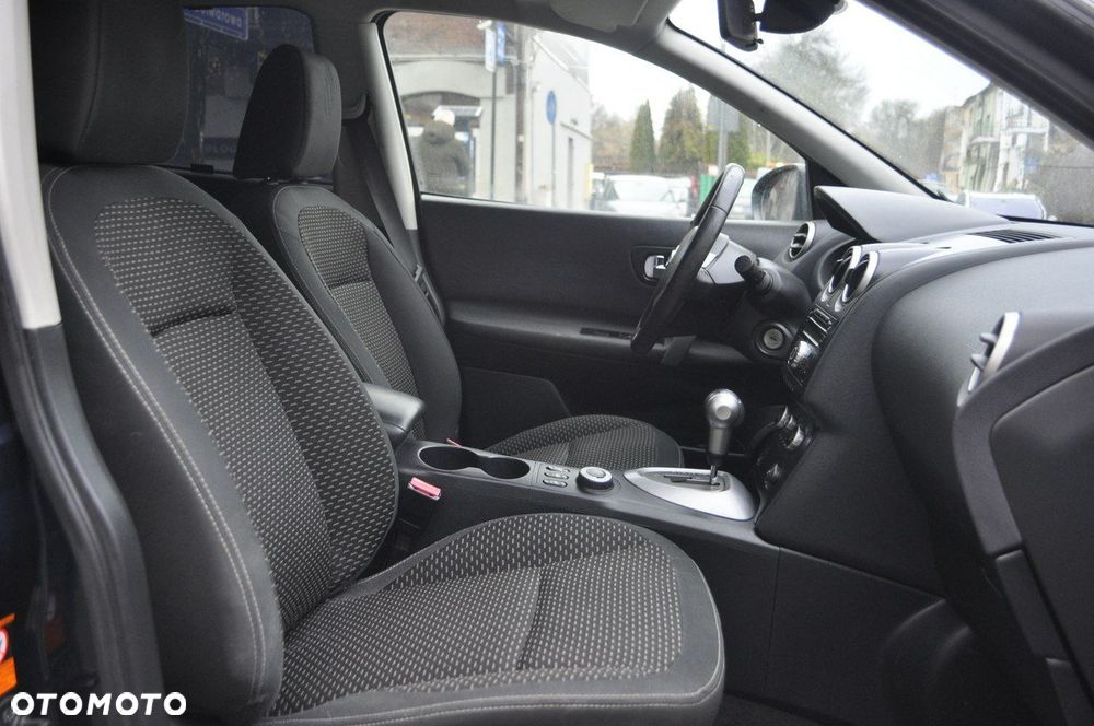 Nissan Qashqai 2.0 dCi 4 x 4 DPF tekna - 6