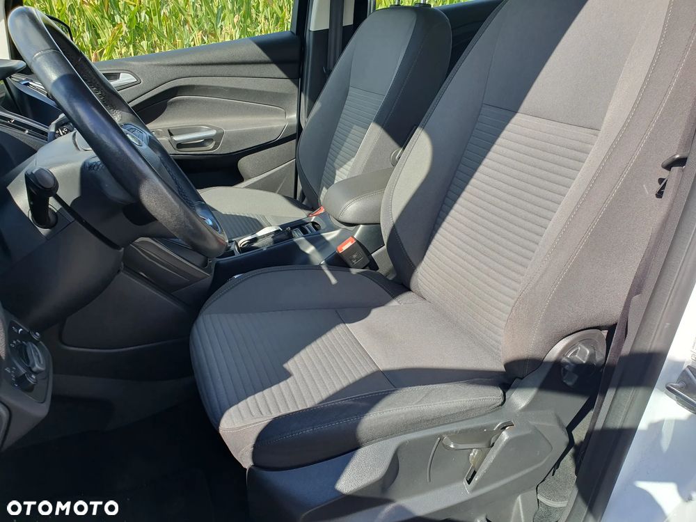 Ford Grand C-MAX - 10