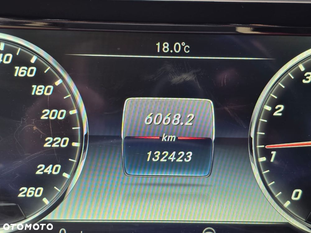 Mercedes-Benz Klasa S 500 4Matic 7G-TRONIC - 16