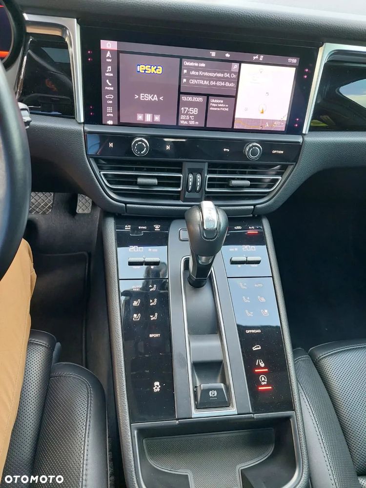 Porsche Macan - 19