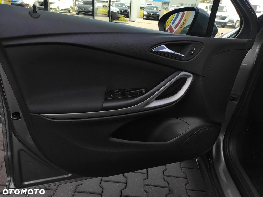 Opel Astra 1.0 T Enjoy S&S - 10