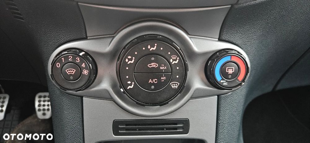 Ford Fiesta 1.25 Viva - 14