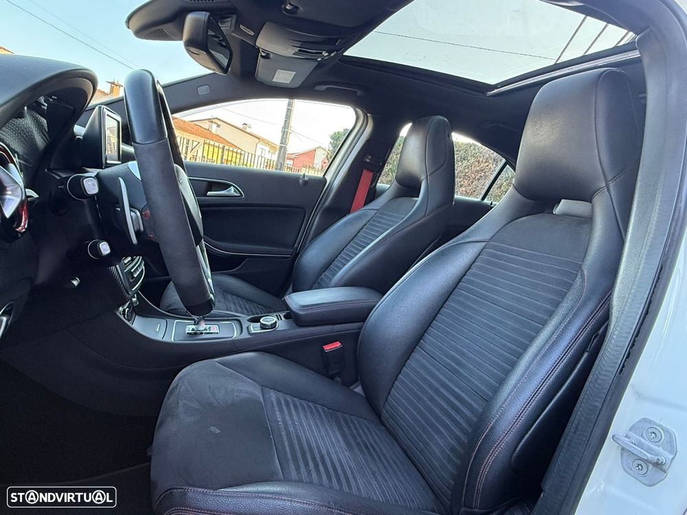 Mercedes-Benz A 45 AMG 4-Matic - 16