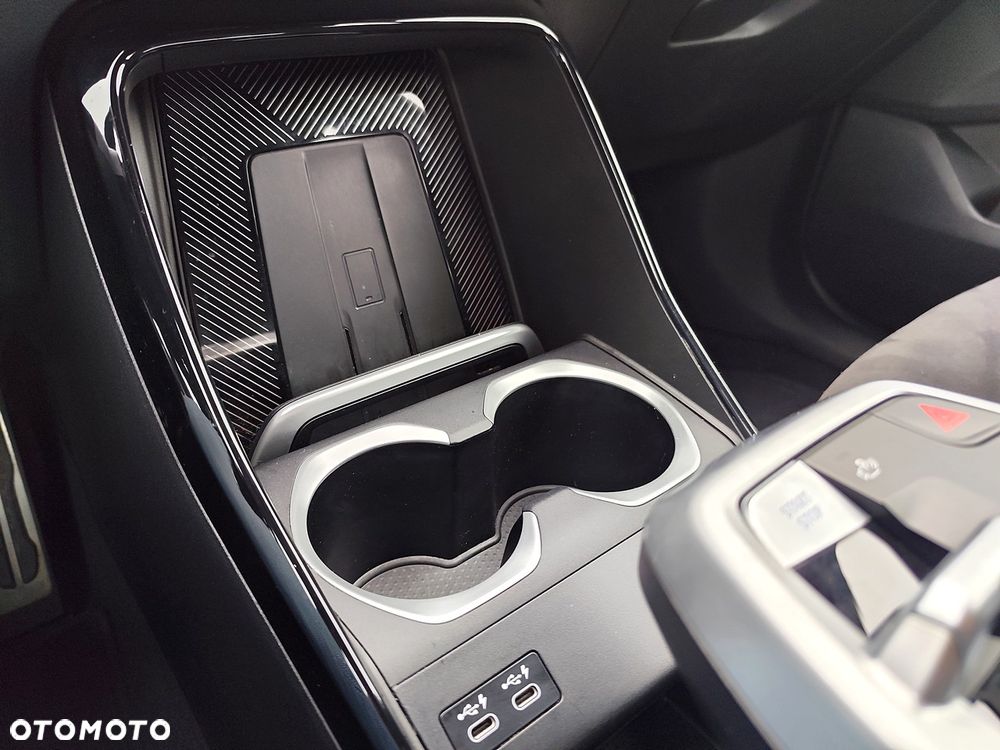 BMW iX1 xDrive30 66.5kWh M Sport - 20