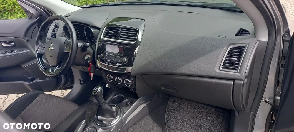 Mitsubishi ASX 1.6 2WD Invite - 16