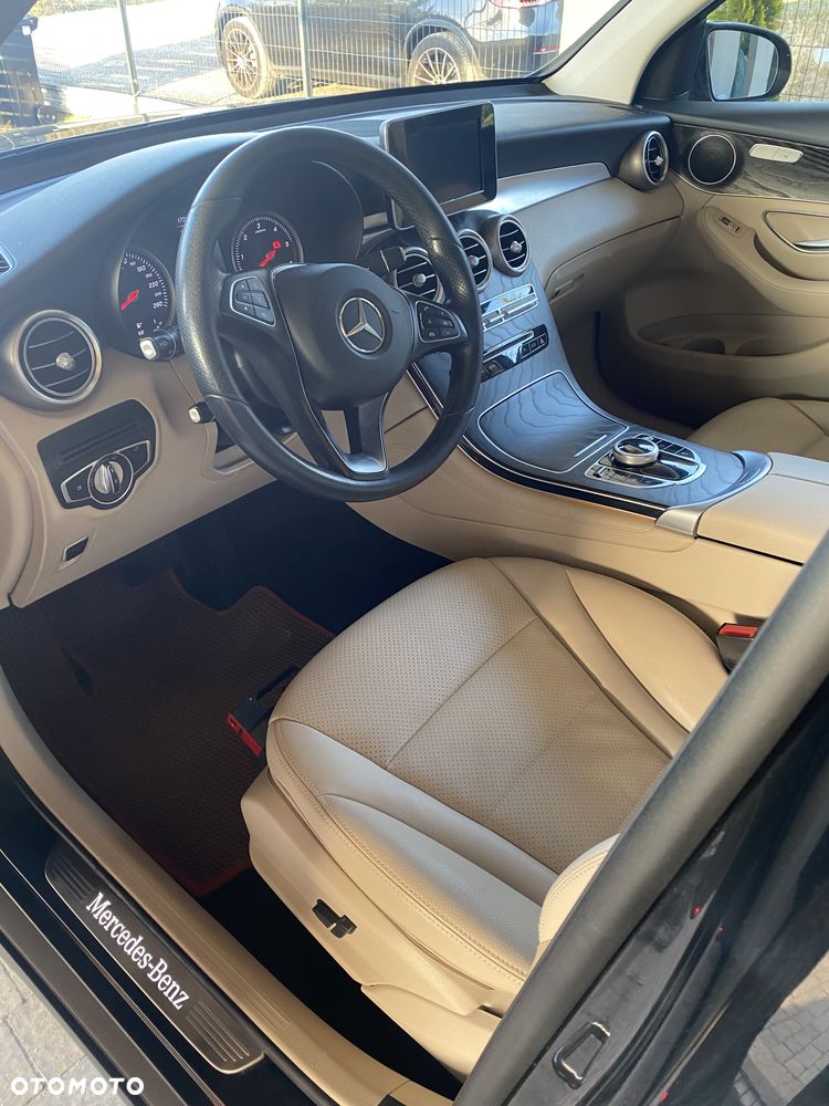 Mercedes-Benz GLC 220 d 4-Matic - 5