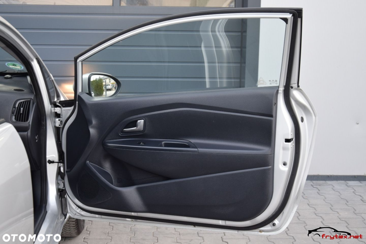 Kia Rio - 19