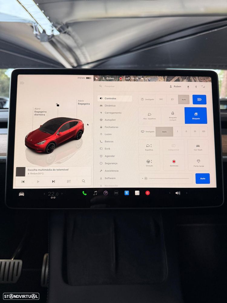 Tesla Model Y Performance Dual Motor AWD - 5