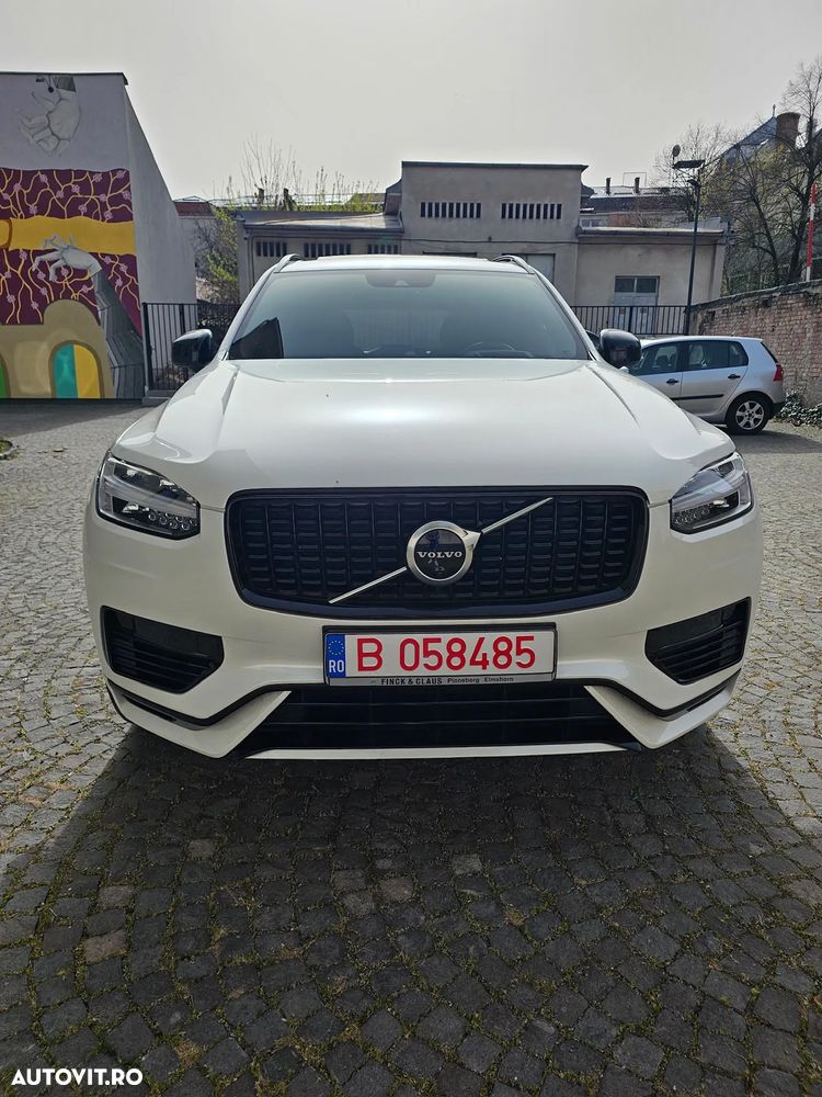 Volvo XC 90 - 1