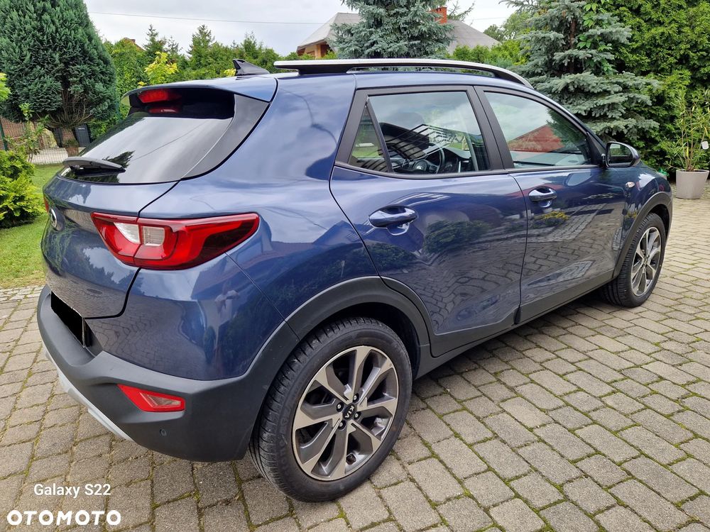 Kia Stonic 1.4 L - 6