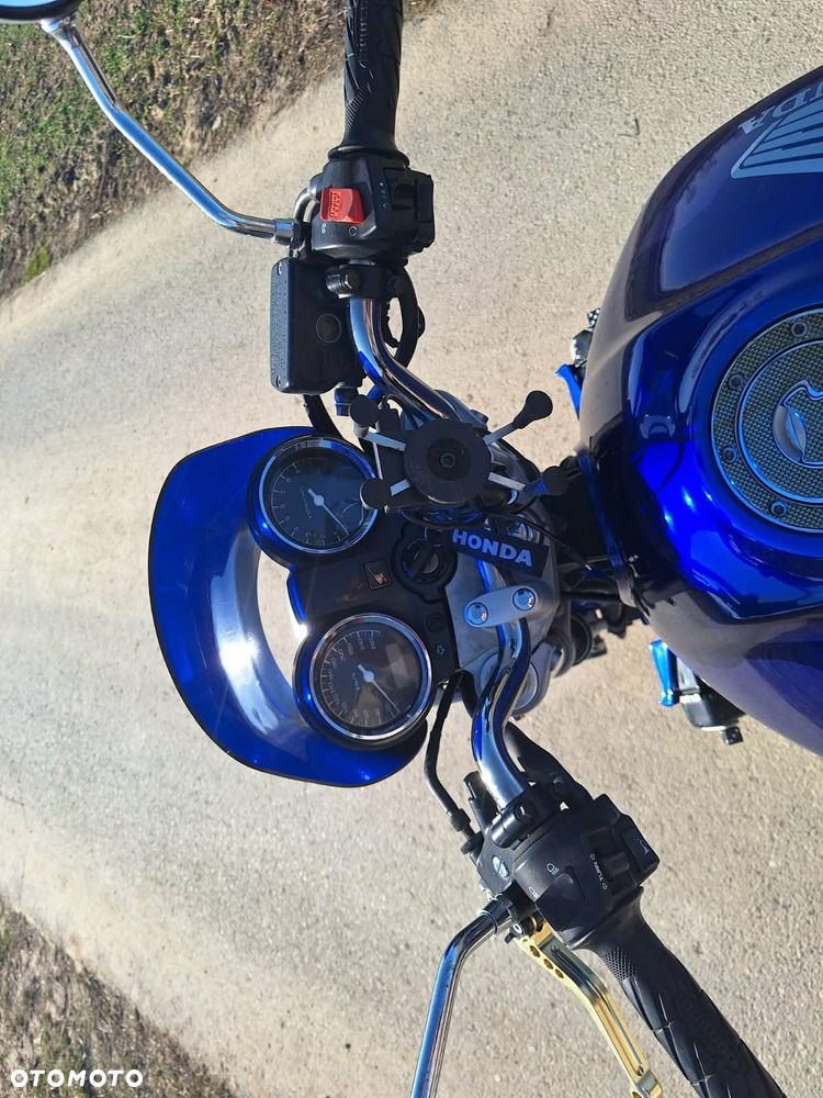 Honda Hornet - 4