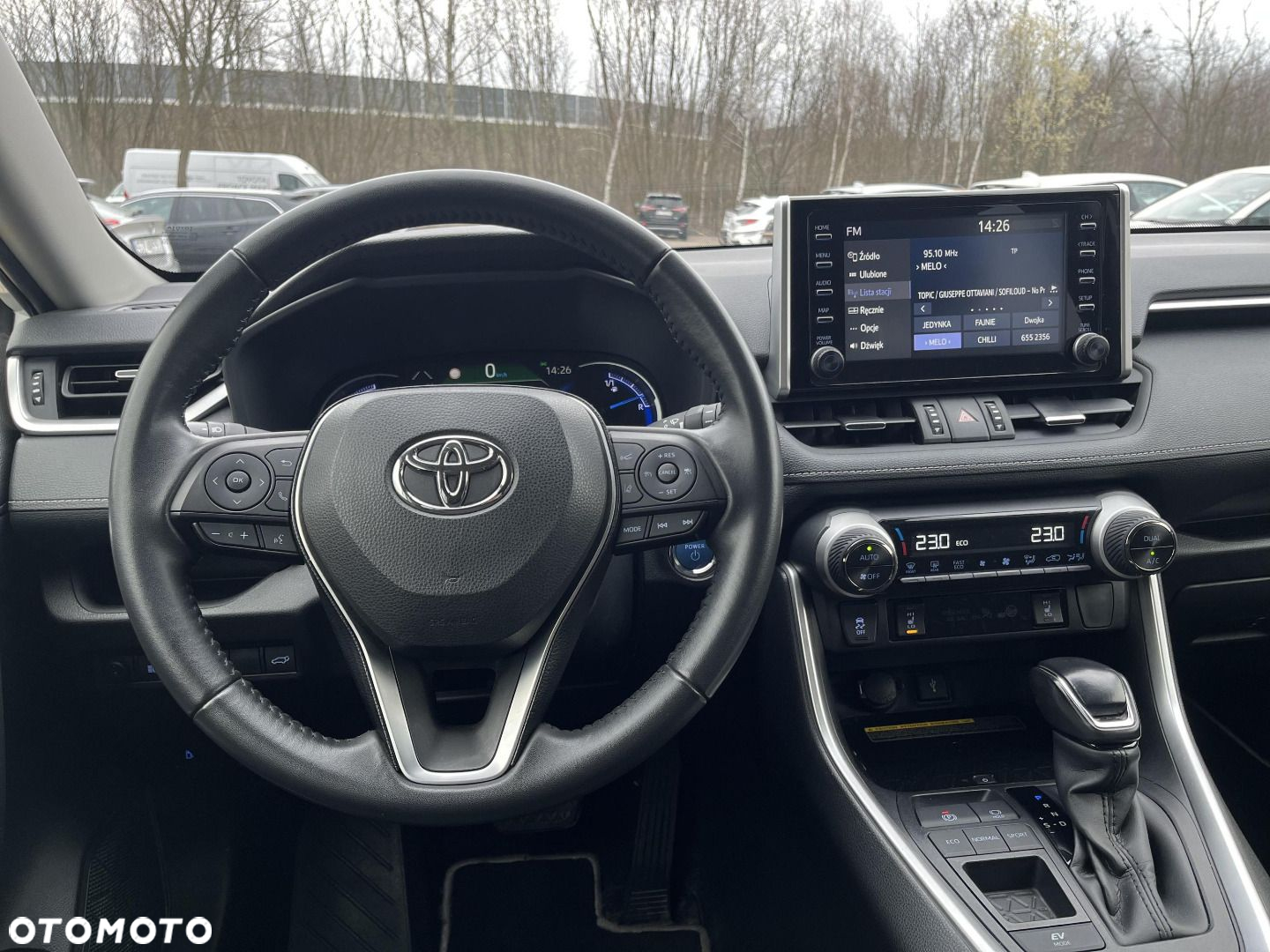 Toyota RAV4 - 9