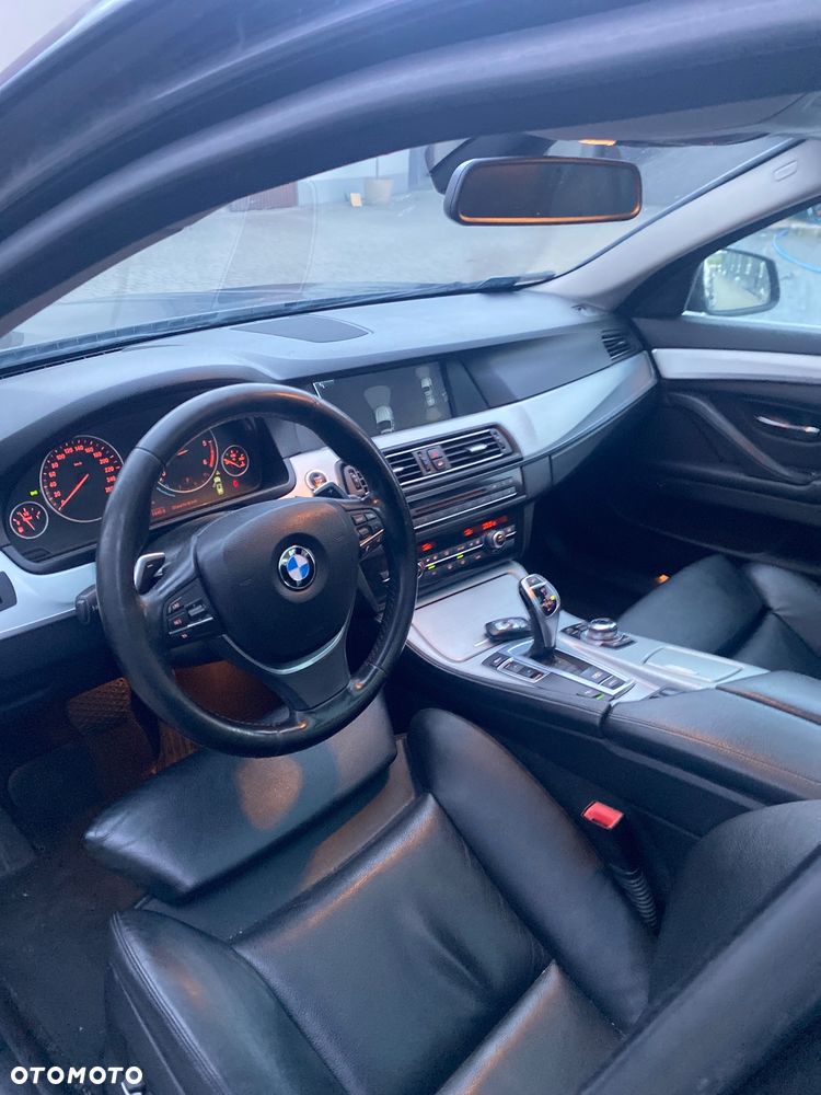 BMW Seria 5 535d - 16