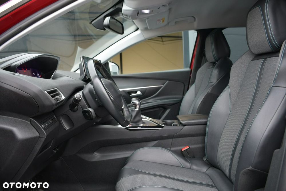Peugeot 3008 1.2 PureTech Allure Pack S&S - 17