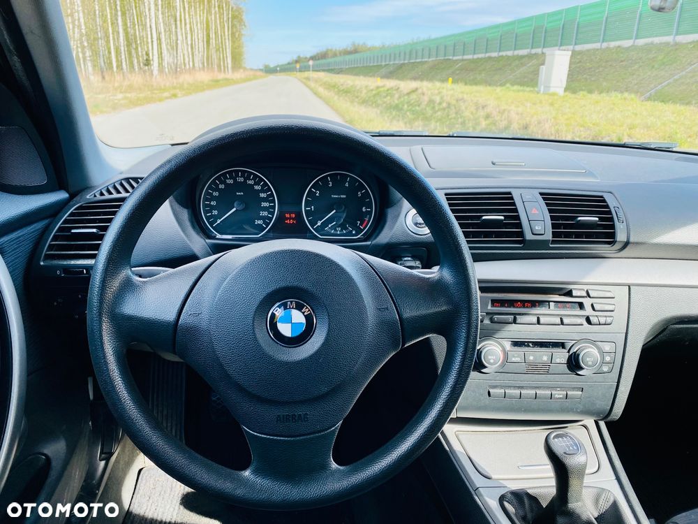 BMW Seria 1 - 39