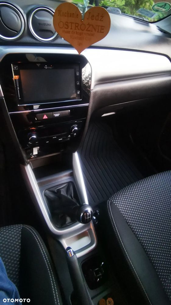 Suzuki Vitara 1.6 Premium 2WD - 6