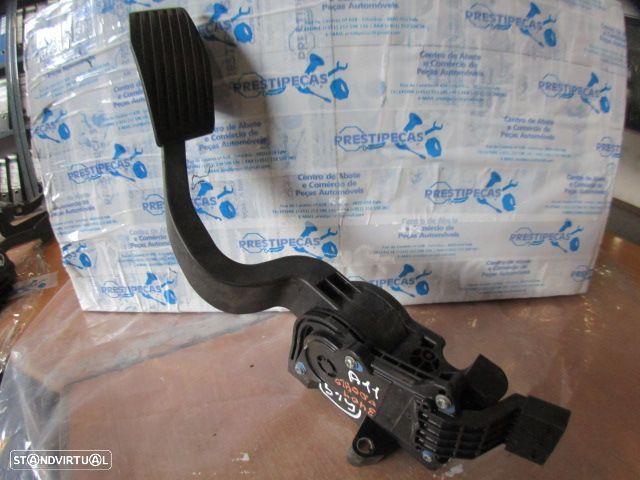 Pedal 280755157 51831864 FIAT DOBLO 2013 1.3 D MULTIJET 90CV 4P BRANCO - 1