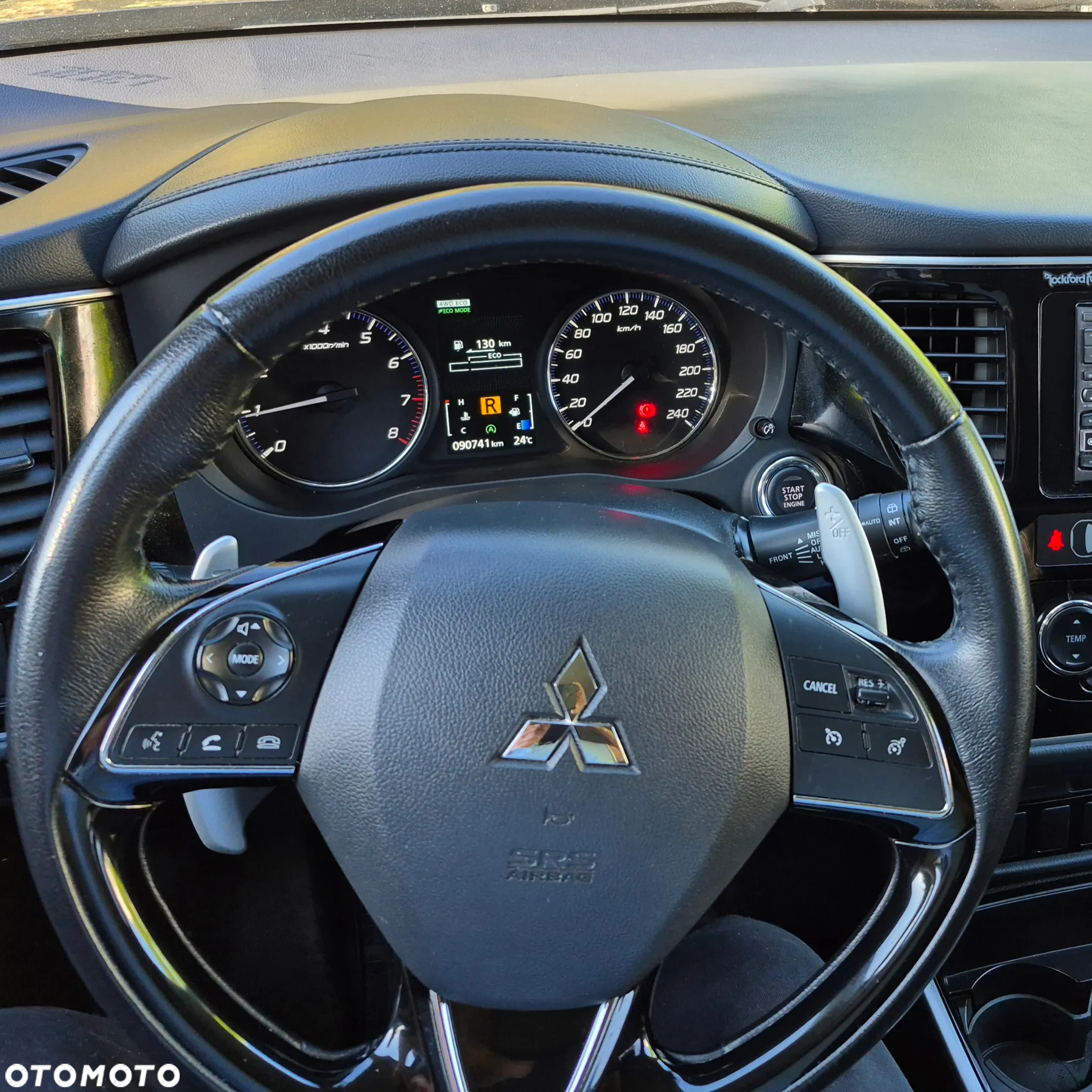 Mitsubishi Outlander 2.0 Intense Comfort 4WD CVT - 13