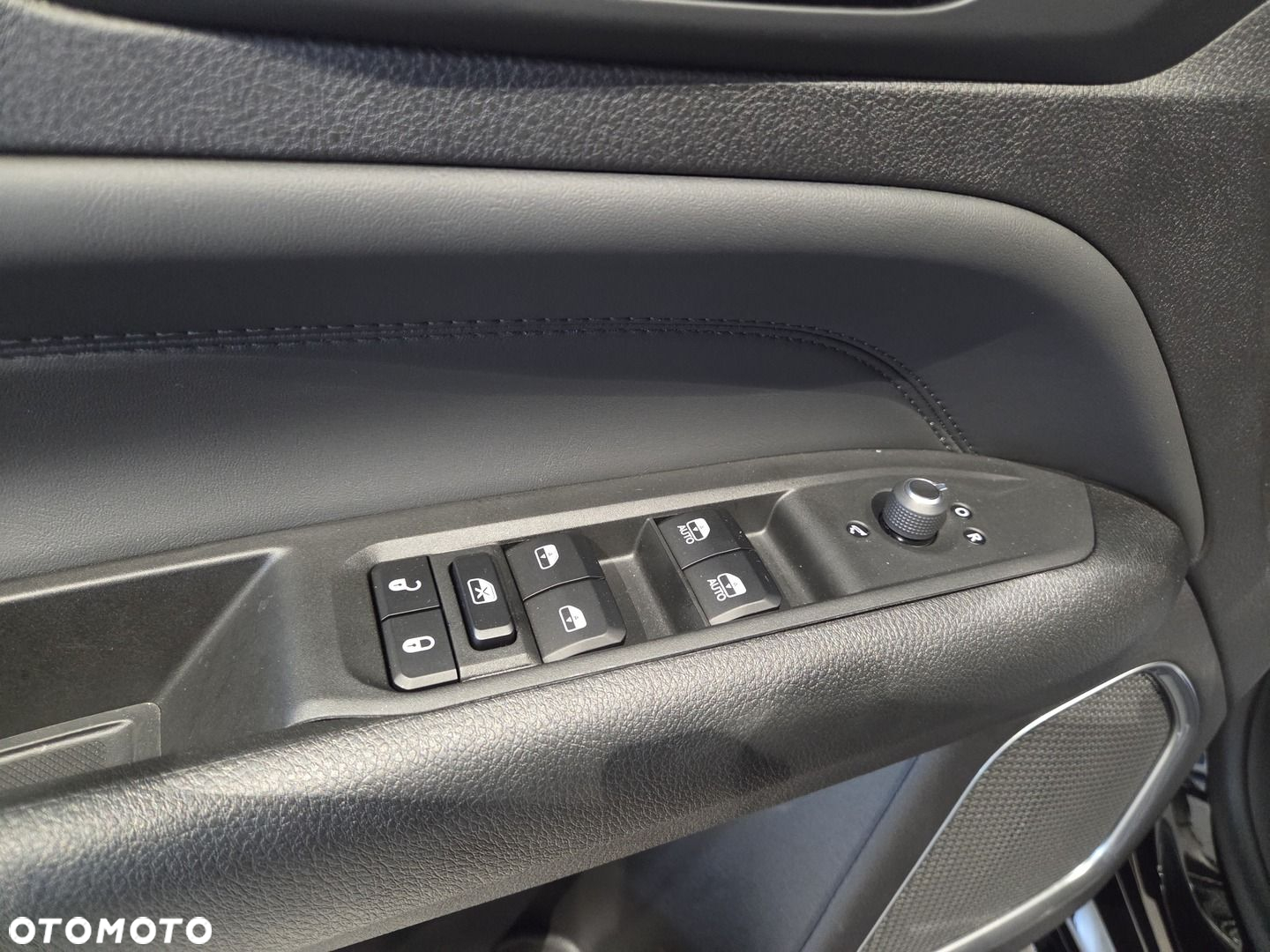 Jeep Compass - 15