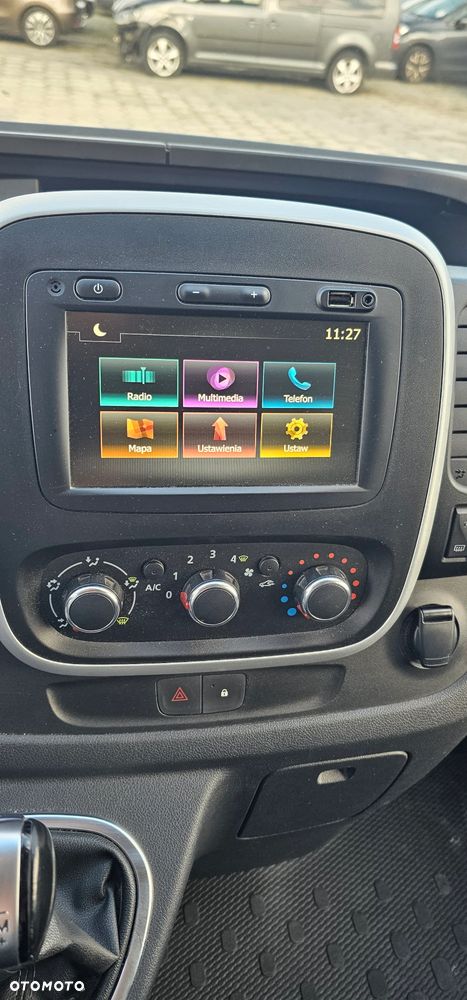 Renault Trafic - 19