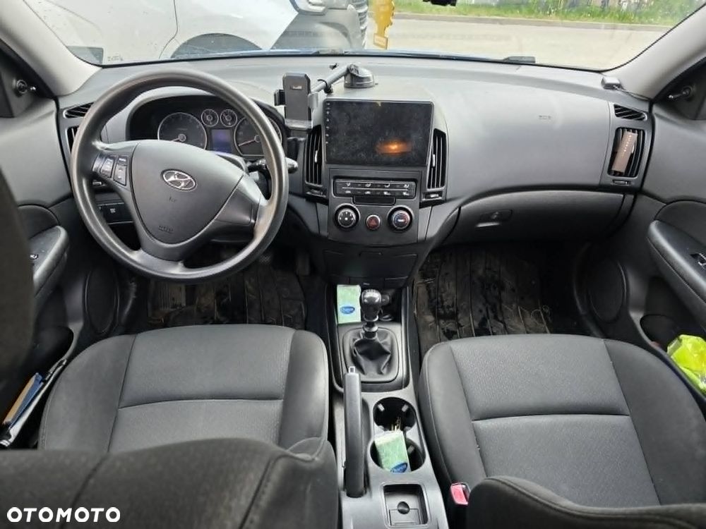 Hyundai i30 1.4 Base + - 2
