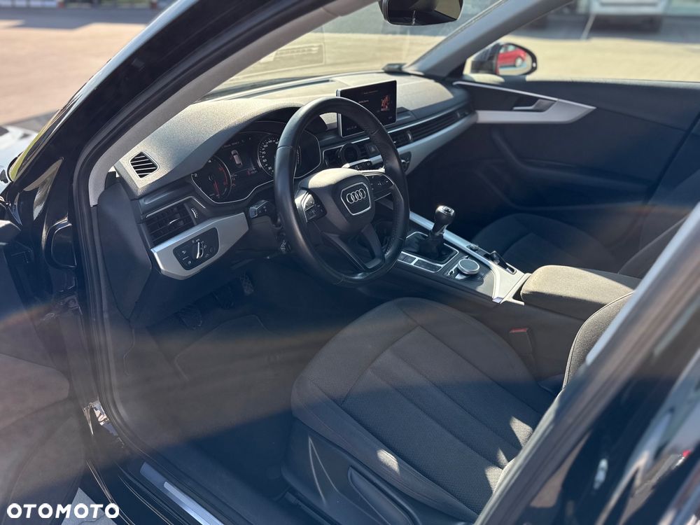 Audi A4 Avant 2.0 TDI - 12