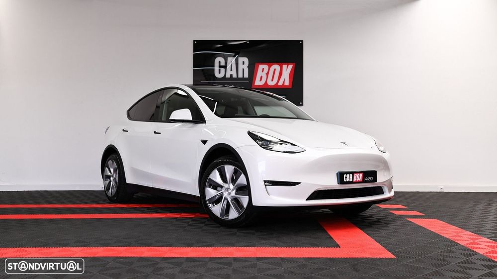 Tesla Model Y Long Range Dual Motor AWD - 1