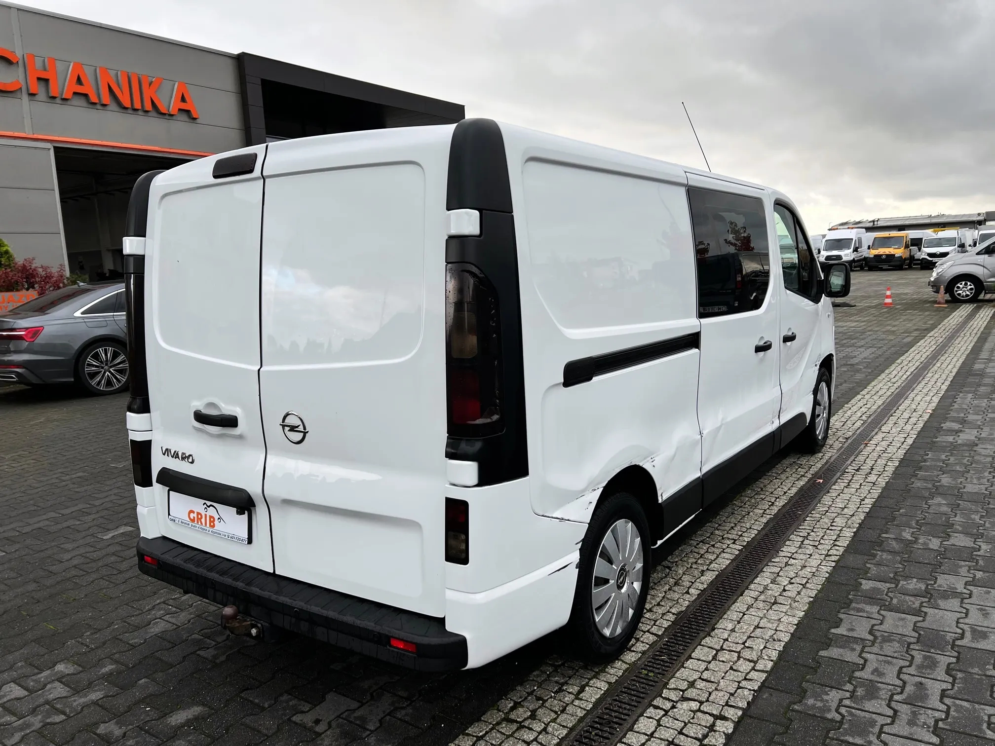 Opel Vivaro Long Doka Brygadówka 6-miejsc Salon PL - 4