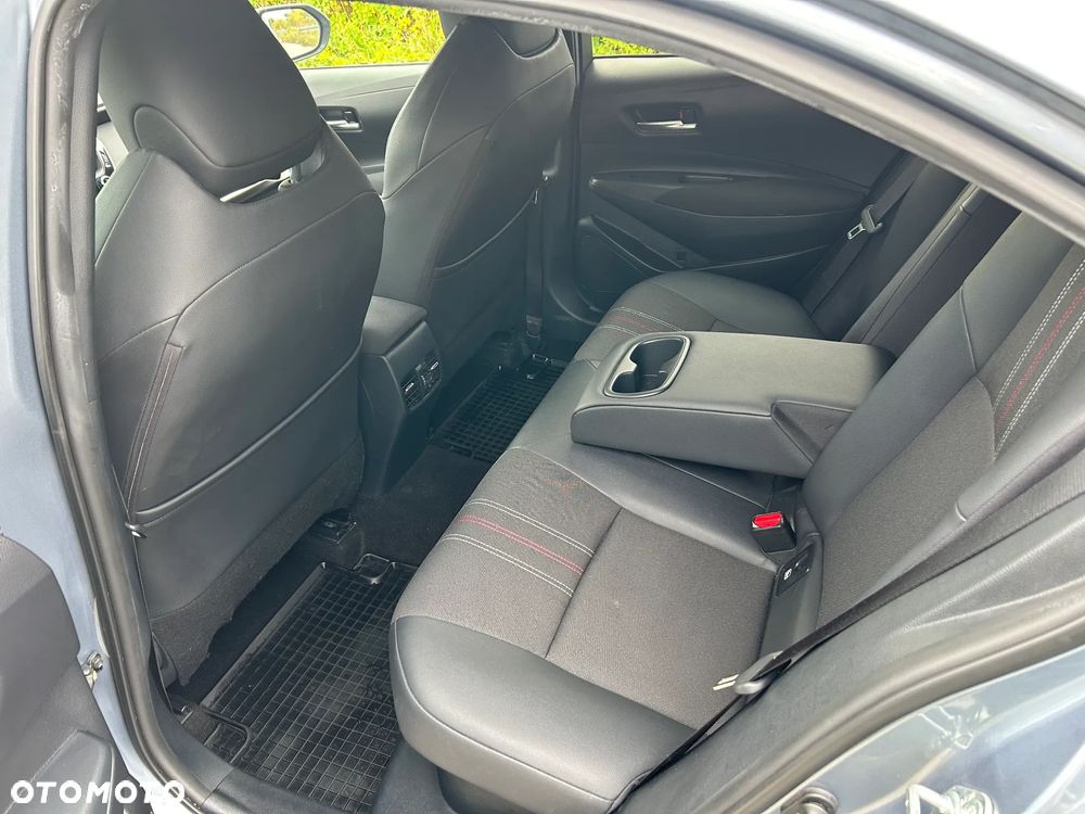 Toyota Corolla 1.8 Hybrid GR Sport - 6