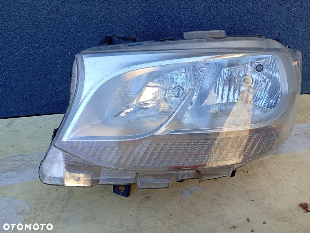 lampa przednia lewy przód mercedes sprinter w907 910 europa A9109060000 - 2
