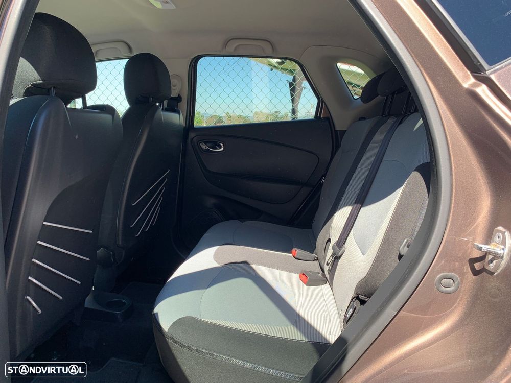 Renault Captur 1.5 dCi Exclusive - 13