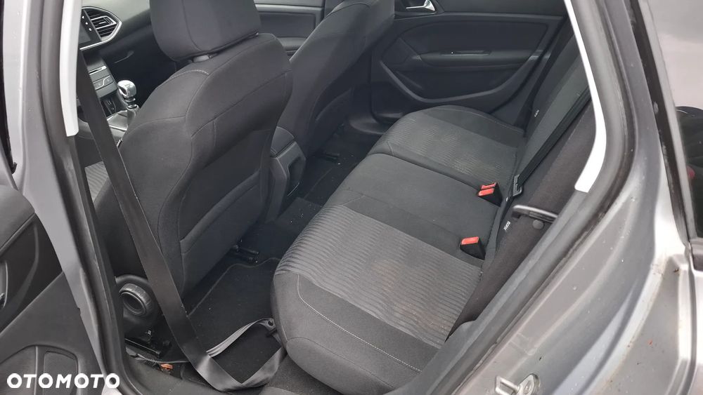 Peugeot 308 PureTech 130 GPF Stop & Start Allure - 15