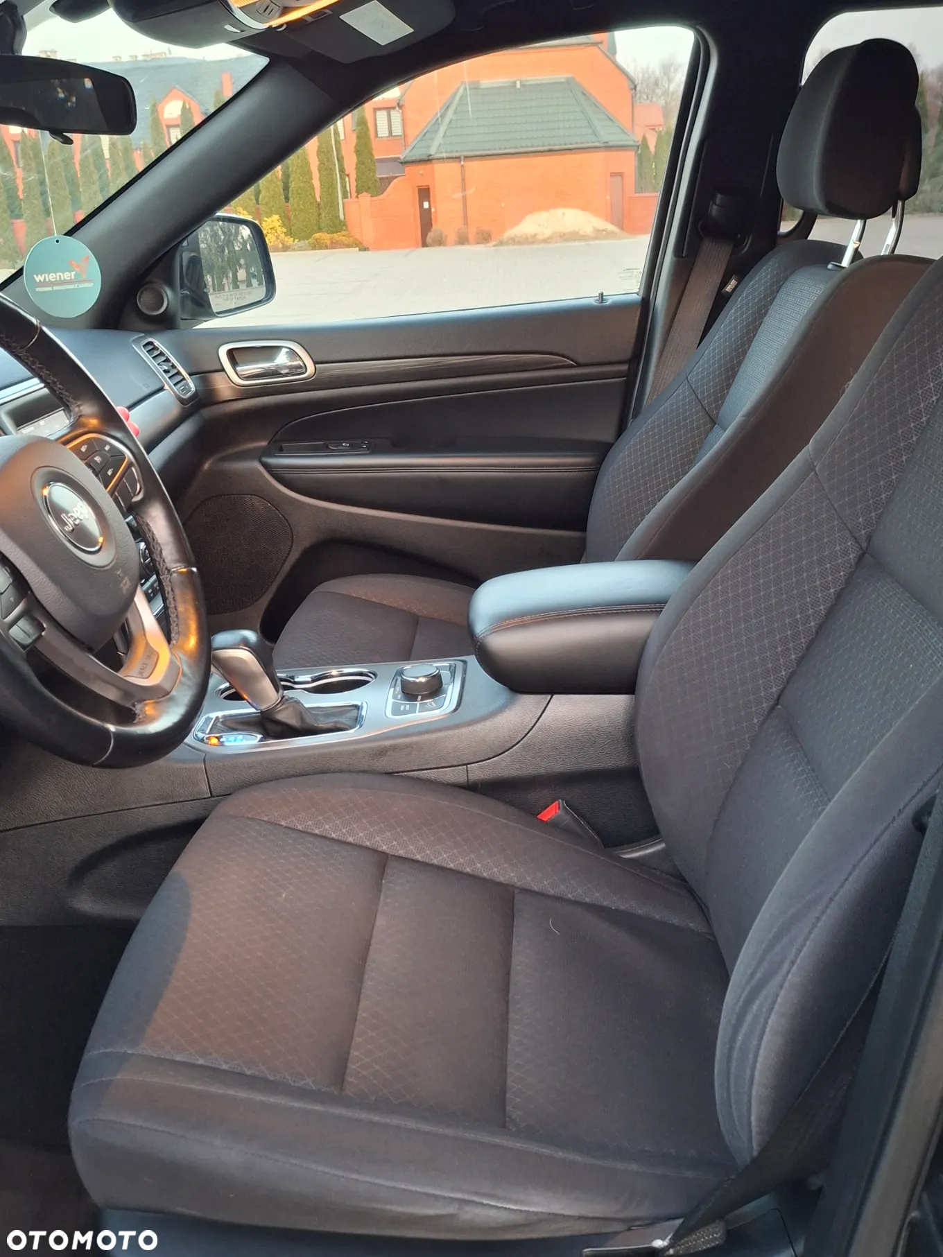Jeep Grand Cherokee - 7