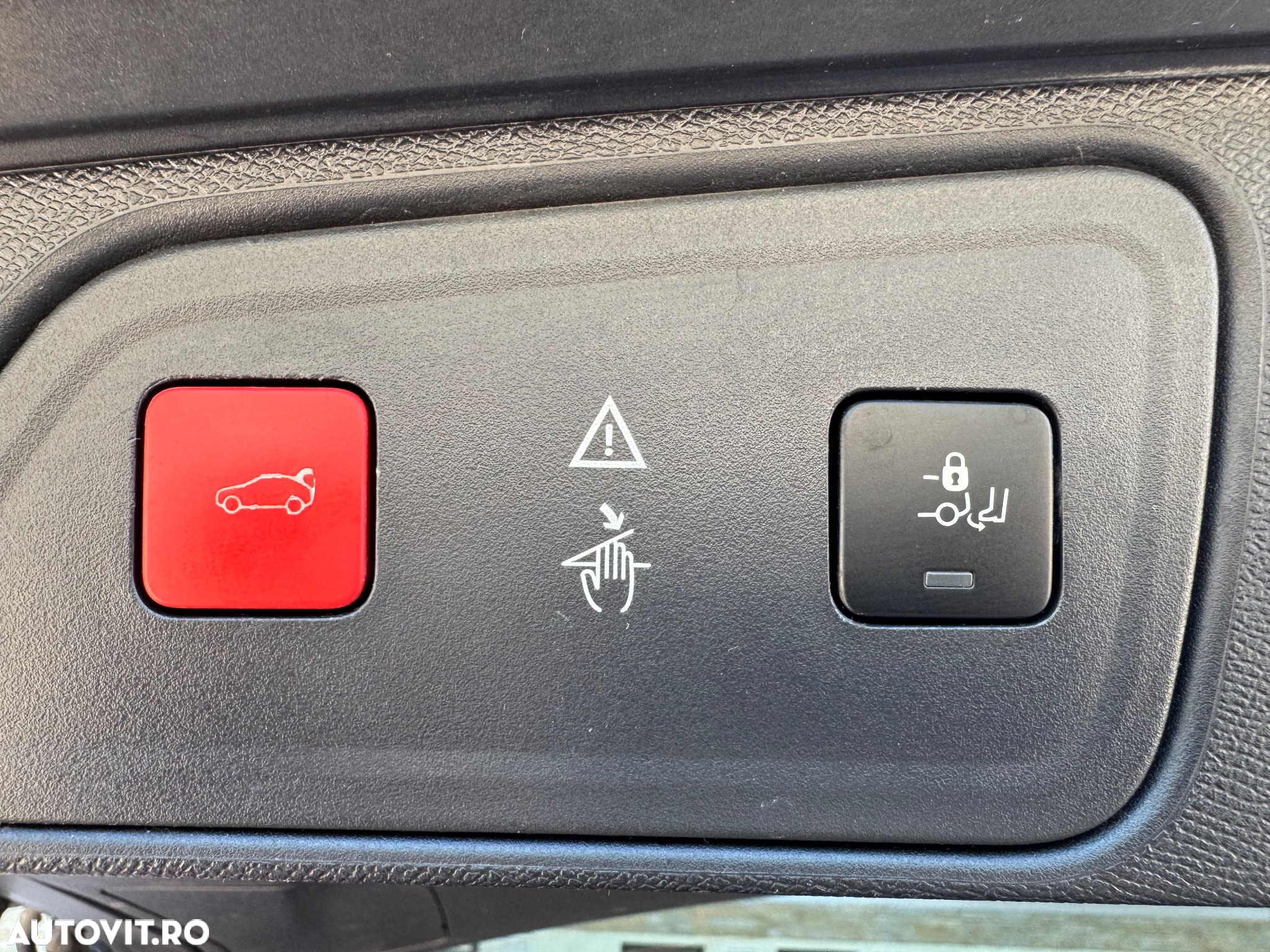 Peugeot 3008 PureTech 130 Stop & Start GPF EAT8 GT - 35