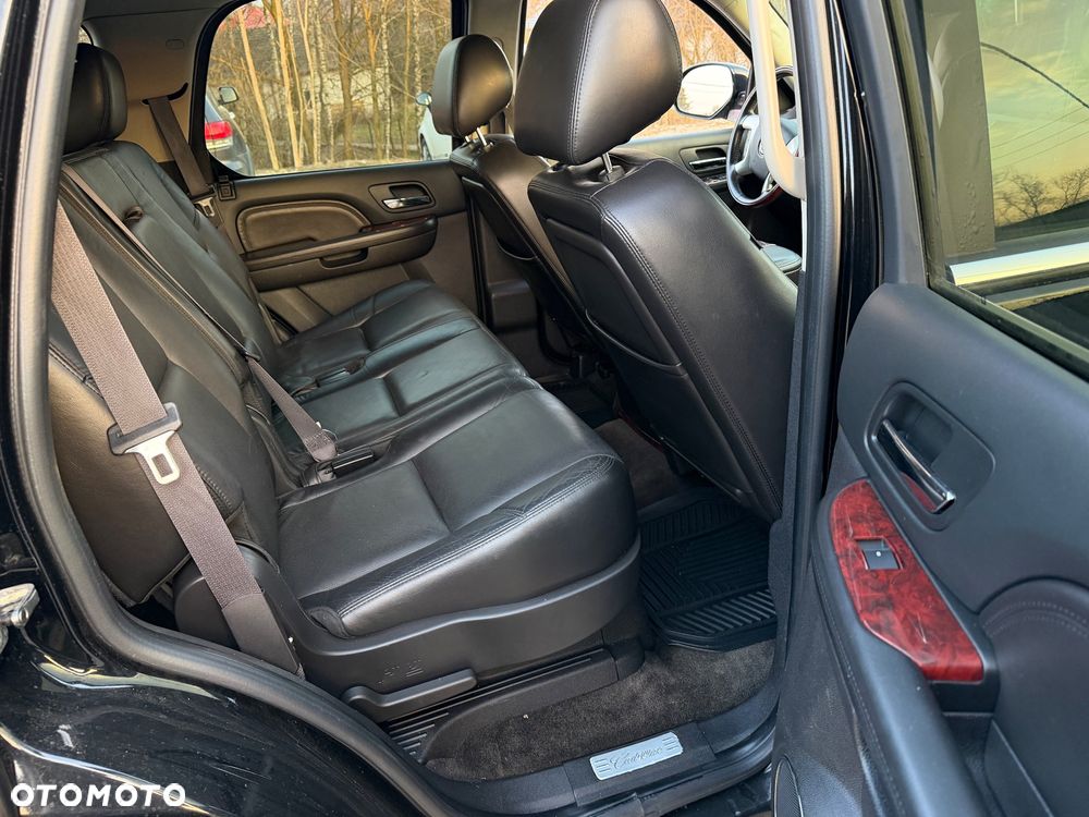 Cadillac Escalade 6.0 V8 Platinum - 22