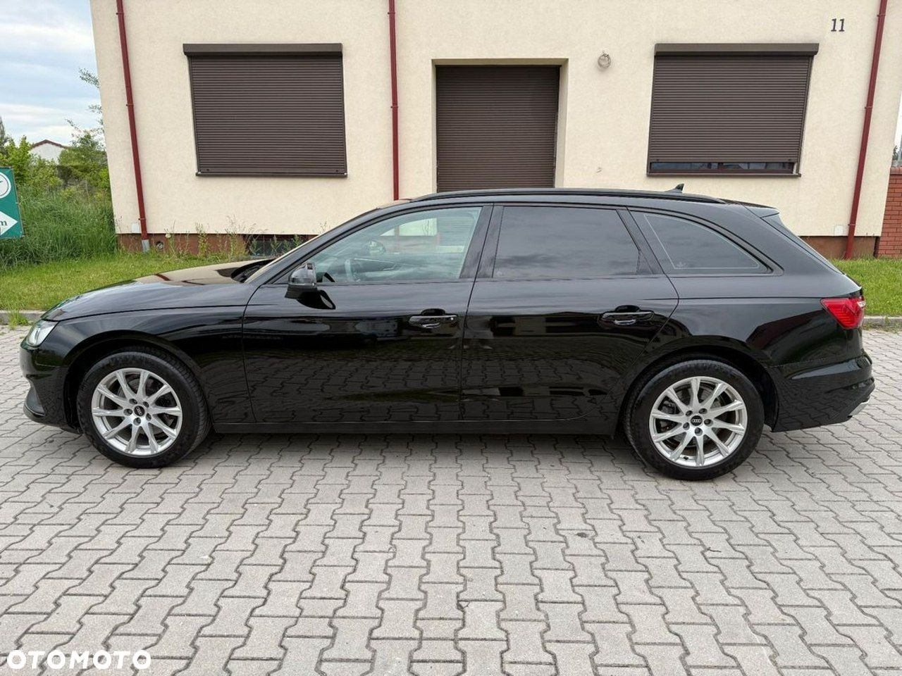 Audi A4 Avant 30 TDI S tronic advanced - 7