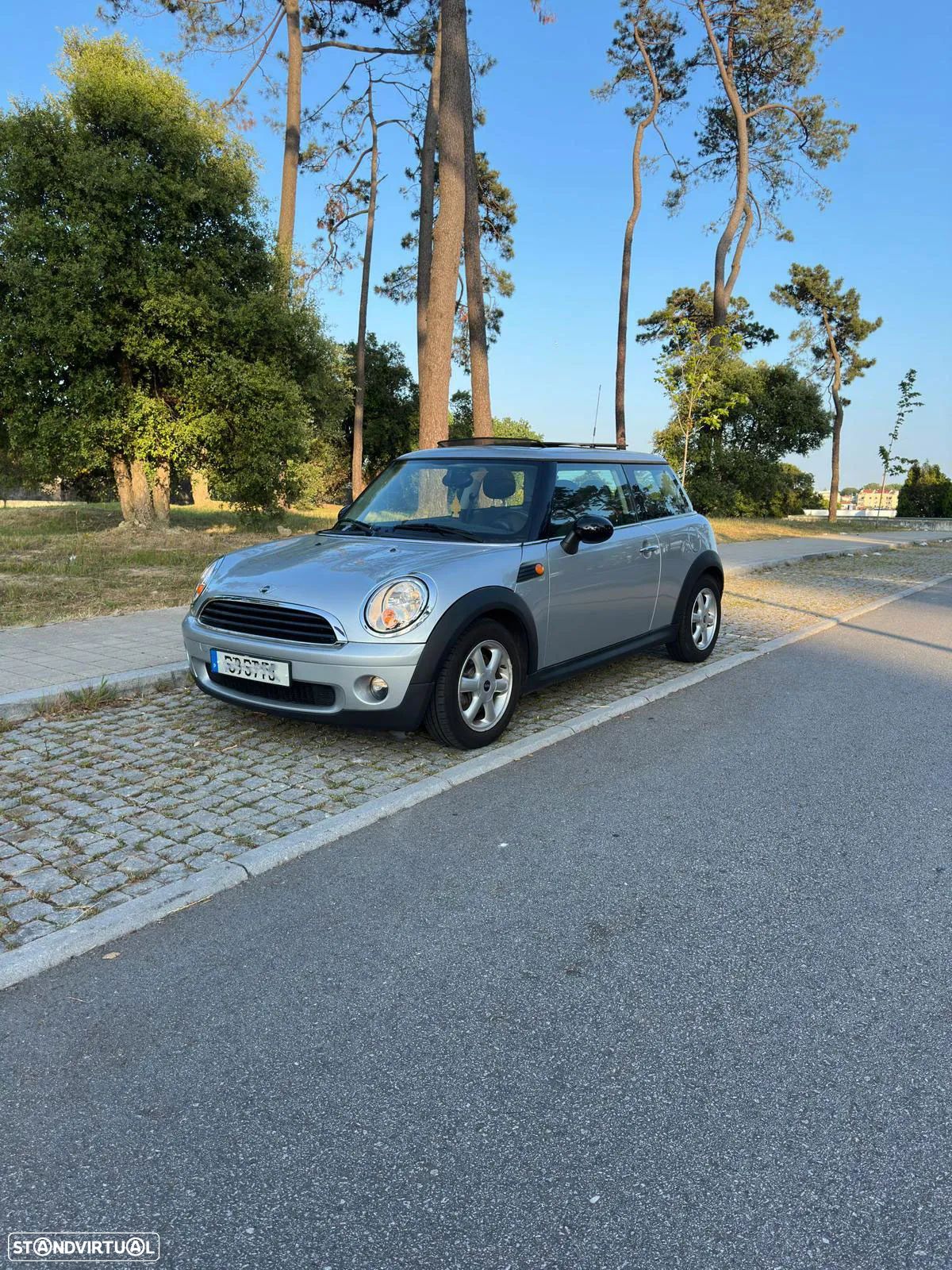 MINI 3 Portas One - 1