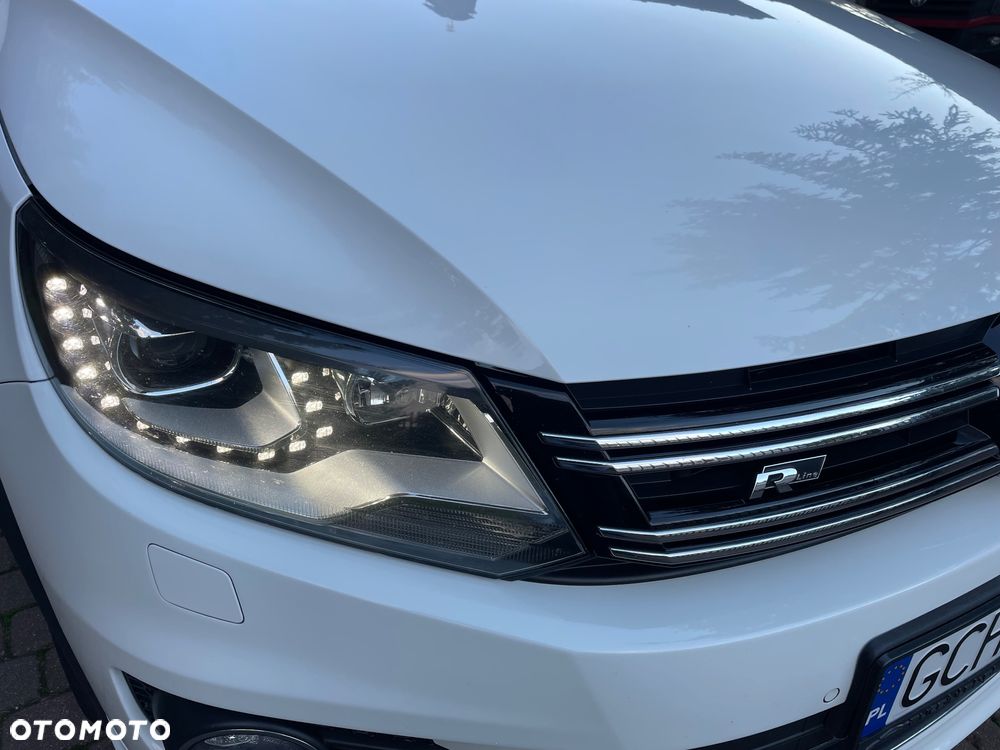 Volkswagen Tiguan 2.0 TDI 4Mot Perfectline R-Style DSG - 32