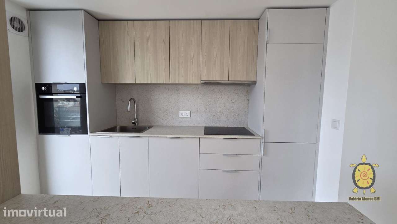 Apartamento T2 - junto ao mar - Praia da Barra - Grande imagem: 3/20