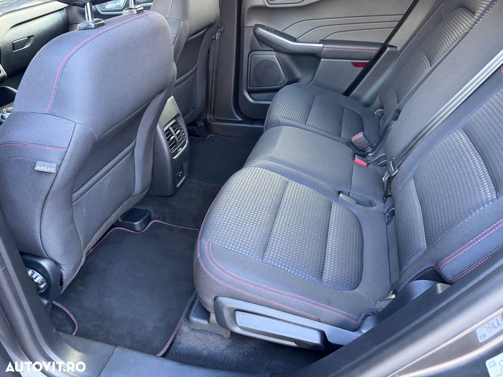 Ford Kuga 2.5 Duratec FHEV ST-LINE X - 17