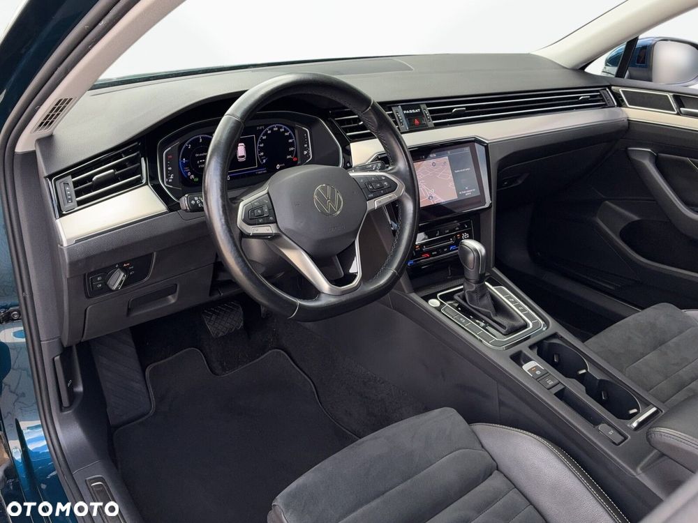 Volkswagen Passat - 15