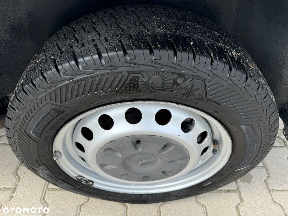 Mercedes-Benz Vito - 15