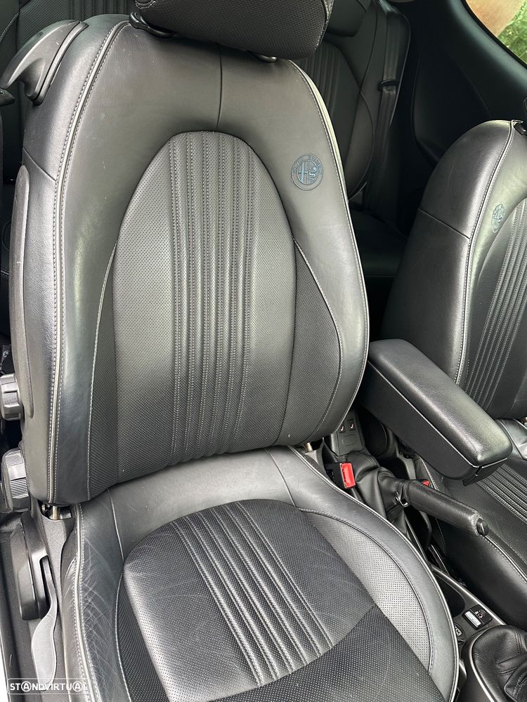 Alfa Romeo MiTo 1.3 JTDM ECO SBK - 12